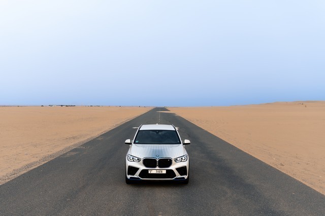 A-BMW-iX5-Hydrogen-a-sivatagban-tesztelt-13