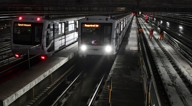 Füsttel járó tesztelést végeznek a 3-as metró két állomásán