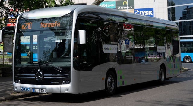 A  világ egyik legmodernebb elektromos buszát tesztelik Budapesten