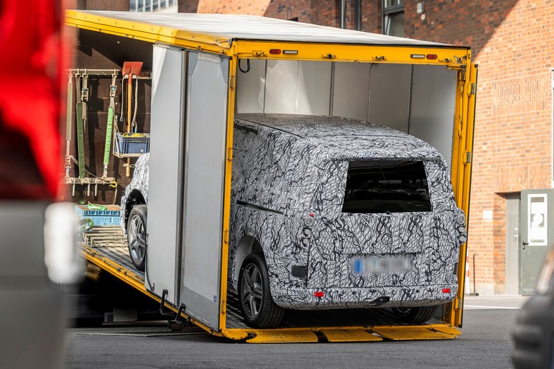 Der nächste Schritt auf dem Weg zur Neuerfindung des Vans: Erste VAN.EA “Erlkönige” startklar

The next step on the way to reinventing the van: First VAN.EA prototypes ready to go